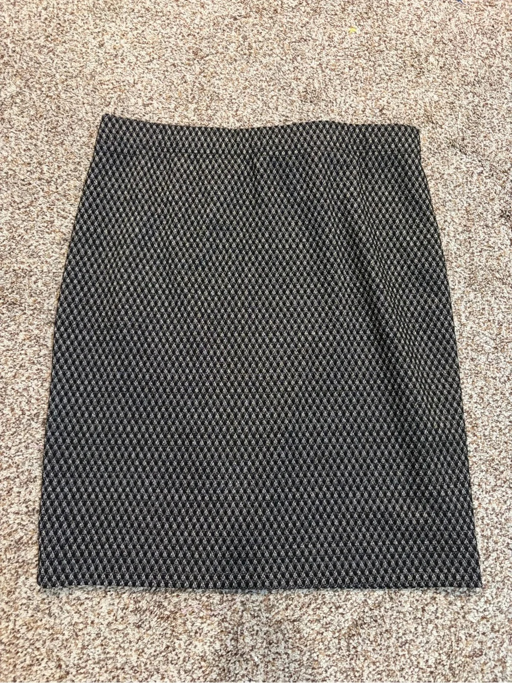 LOFT Black and White Textured Pencil Skirt